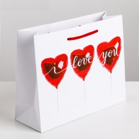 Подарочный пакет "Любовь повсюду" - 18 х 23 см.